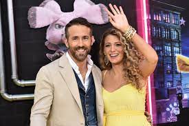 This is a blog dedicated to the canadian actor ryan reynolds. Ryan Reynolds S Mother S Day Note Offers A Glimpse Of What Blake Lively Has To Put Up With Vanity Fair