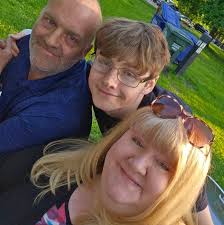 Hi Everyone! I think I've been hacked! Please ignore the group invites, I  didn't add anyone to anything except my Tupperware and Kloe nail group.  Sorry! 😞