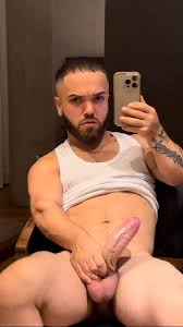 Nudes do anão famoso Littlehotx (Nathan Castro) nu e exibindo a rola |  Todos Famosos Nus