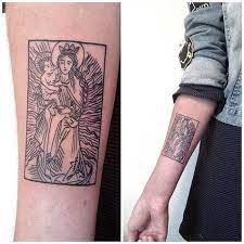 Home Tattoo Spirit Tattoo Karten Bild Tattoos Knietattoo