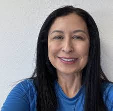 Randi Fox's Instagram, Twitter & Facebook