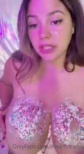 Busty ihe@rtTr3n3tyy - Porn Videos & Photos - EroMe