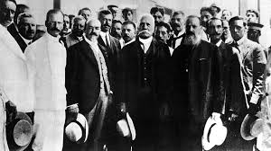 La revolución mexicana logró derrocar al dictador porfirio díaz y acabar con los privilegios creados para su círculo familiar y de amigos. Revolucion Mexicana En Que Consistio Y Quienes Fueron Los Principales Lideres