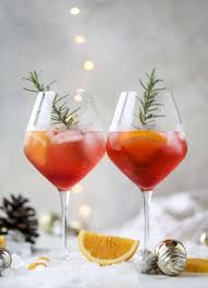 Winter Aperol Spritz Cocktail A Winter Aperol Spritz Recipe Aperol Spritz Recipe Spritz Recipe Winter Cocktails