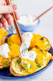 6 minutes for 6 poatatoes.( med size). Air Fryer Twice Baked Potato A Cedar Spoon
