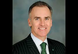 How the Best-Known Bankers in Town Stay Connected