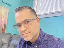 Julio C Baez's Memorial Website