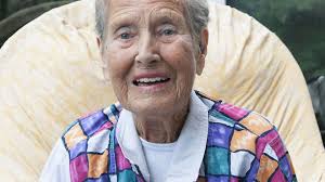 Tributes paid as Harry Potter star and renowned actress dies at home in  Swiss Cottage