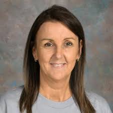 Mary Mash's Instagram, Twitter & Facebook