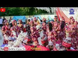 Www.rawar iskanci yanmata a makaranta yadda yan mata suke cin gindi a whatsapp group. Rashin Kunya Da Batsar Hausawa Irinwannan Rashin Kunya Haka Waisu Yaran Hausawa Kenan Www Rawar Iskanci Yanmata A Makaranta Download Hausa