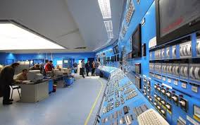 O centrala nucleara (sau atomica), din punct de vedere al modului de producere al energiei electrice, nu este altceva decât o termocentrală în care aburul este produs cu ajutorul energiei atomice. Romania È™i Sua Vor Semna Un Acord De 8 Miliarde De Dolari Pentru Modernizarea Centralei Nucleare De La CernavodÄƒ