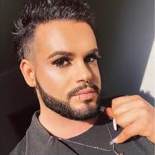 Darren High's Instagram, Twitter & Facebook