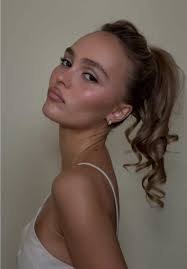 A week of looks with Lily-Rose 🌹 for #nosferatu press in LA. #makeup by  #ninapark #lilyrosedepp #fyp