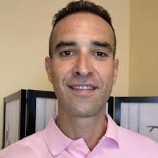 האם יצא לכם לחשוב איך נראה טיפול בדיקור סיני? הנה סרטון הממחיש טיפול שלם.  מוזמנים לשאול שאלות בפרטי. תודה רבה לאור על הצילום וההרשאה לפרסם.  #דיקורסיני #acupuncture #clinic #treatment #wellness #tlv #profesional #