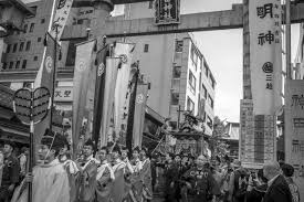 Make social videos in an instant: History 2 Estrena Buscando A Dios Del Chileno Jorge Said Para Semana Santa El Mostrador