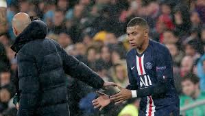 Messi and ronaldo have been the undoubted best players in the world for a decade. Kylian Mbappe Admits That Zinedine Zidane Was His First Idol Followed By Cristiano Ronaldo 90min