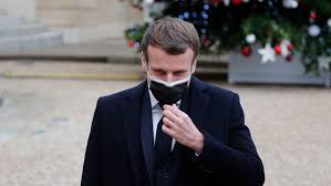 Emmanuel macron a décidé de franchir un nouveau palier dans le combat mené au coronavirus ce lundi 16 mars. French President Macron Tests Positive For Covid 19