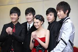 Meteor shower is a 2009 chinese television series starring hans zhang, yu haoming, vision wei and zhu zixiao. Let S Watch Meteor Shower Together Expands In And Out Brickwall