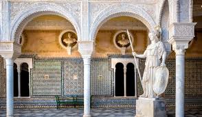 The nearest airport is seville airport, 6.2 miles from junto a casa pilatos. Sabes Por Que La Casa De Pilatos Se Llama Asi Sevilla Secreta