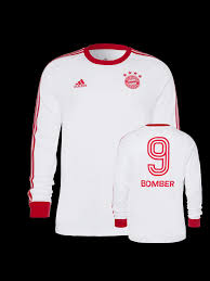 Avec ses jambes courtes et trapues, son torse qui n'en finissait pas et son léger embonpoint, gerd muller ne payait vraiment pas de mine. Adidas Long Sleeve Shirt Retro Bomber Official Fc Bayern Munich Store