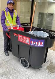 District News Q1 2023 by DowntownLA.com