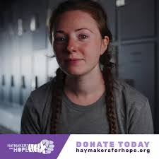 Sharon Poppell's Instagram, Twitter & Facebook