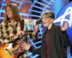 There are singers, then there are idols. American Idol 2021 Contestant Preview Familiar Faces Viral Singers