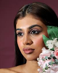 Nitya Mehta (@aurathreadss_) • Instagram photos and videos