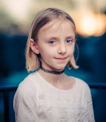 Coiffure bébé fille des idées faciles pour 1 et 2 ans. 1001 Photos De La Meilleure Coupe De Cheveux Petite Fille Mode Fur Mollige Mode 2018 Neue Mode