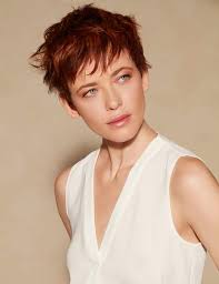Coupe de cheveux courts pour femme printemps été 2015. Coupe Courte Femme Osez Un Modele De Coiffure Avec Cheveux Courts 2020