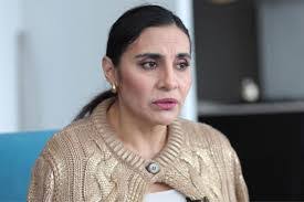 Manuela Leon's Instagram, Twitter & Facebook