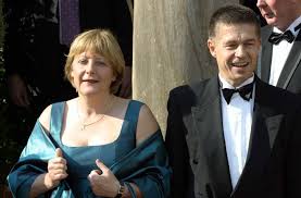 Find the perfect joachim sauer stock photos and editorial news pictures from getty images. Herzogin Kate Und Prinz William Feiern 2017 Die Zuckerhochzeit Weitere Prominente Hochzeitspaare Mit Ungewohnlichen Ehejubilaen Zeigt Die Bilderstrecke Stuttgarter Zeitung