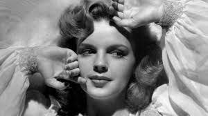 Top performers pay tribute to Judy Garland