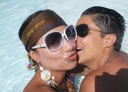 Thammy Miranda desmente rumores: "Estou solteira"