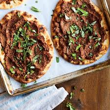 Flatbread Pizzas With Ground Meat Lahmajoun Ricardo Recipe Flatbread Pizza Ground Meat Meat