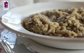 Risotto Ai Funghi Champignon Ricetta Con E Senza Il Bimby Risotto Ai Funghi Ricette Risotto