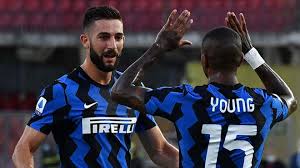 Manchester united have reportedly agreed a deal to allow ashley young to complete a january transfer to inter milan. Inter Milan Ashley Young Tests Positive For Covid 19 Papsonsports Football Golf Basketball More