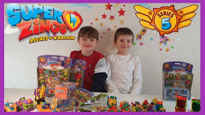 Figurki superzings przedstawiają przedmioty codziennego użytku przekształcone w superbohaterów i superzłoczyńców, którzy ścierają. Brand New Superzings Series 5 Youtube