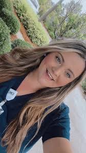 Amanda Bottorff's Instagram, Twitter & Facebook