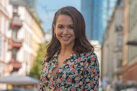 Neue frauenoutfits, elegante styles mit kleid. Mandy Capristo Seltener Einblick Sie Zeigt Erstmals Ihren Traummann Gala De