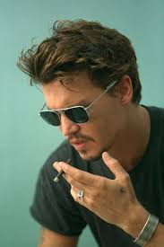 The hollywood actor has undergone a dramatic transformation, but it's all for his latest film role. Johnny Depp Hairstyle Always Cool Awesome Livinghours