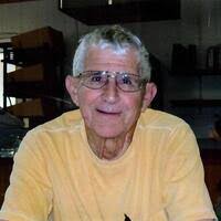 Earl Link's Instagram, Twitter & Facebook