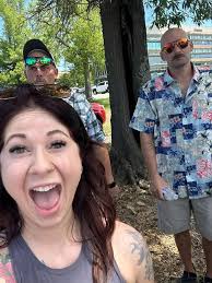 Ash (@ashleywickizer)