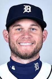 Drake Britton's Instagram, Twitter & Facebook