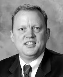 Benchmarking Procurement Practices in Higher Education S u p p ly C h a in  M a n a g e m e n t S e rie s