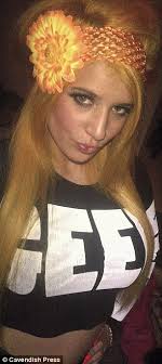 Teenage model dies from cervical cancer after doctors refused to give her a  smear test because she was too young