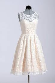 Eine günstige alternative zum langen hochzeitskleid ist ein kurzes brautkleid genau die richtige wahl für eine legere hochzeit wie eine gartenparty oder eine standesamtliche trauung. Armellos Juwel Ausschnitt A Linie Kurzes Brautkleid Mit Bordure Gillne De