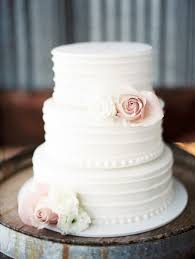 You can choose your wedding colors, whether to add a lacy detail or if you want frosting flowers or silk flowers. Wedding Cake Wedding Cake Image 1194651 On Favim Com