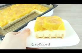 Waffelkuchen Mit Schmand Und Pfirsichen Und Ohne Backen Youtube Waffelkuchen Kuchen Zutaten Kuchen Ohne Backen
