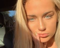 Lindsey Rowley (TikTok Star) Wiki, Biography, Age, Boyfriend, Family,  Facts, and Many More.